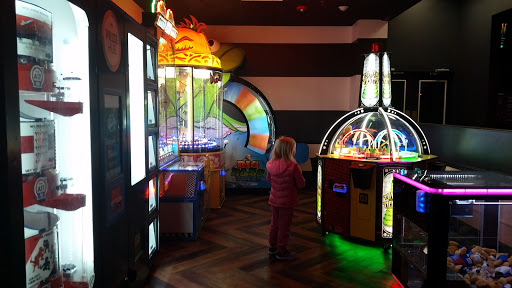 Bowling Alley «Bowlero Commack», reviews and photos, 2183 Jericho Turnpike, Commack, NY 11725, USA