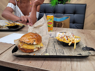 French Burger - 14ėme à Marseille