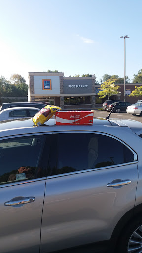 Supermarket «ALDI», reviews and photos, 1863 Silas Deane Hwy, Rocky Hill, CT 06067, USA
