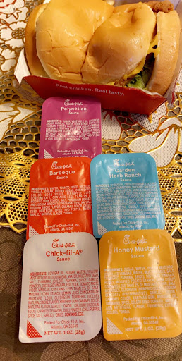 Fast Food Restaurant «Chick-fil-A», reviews and photos, 1700 E Colorado Blvd, Pasadena, CA 91106, USA