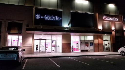 Cell Phone Store «T-Mobile», reviews and photos, 505 E Hamilton Ave, Campbell, CA 95008, USA