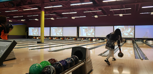 Bowling Alley «Pinz Bowling Center», reviews and photos, 1385 S Blue Marlin Ln, Meridian, ID 83642, USA