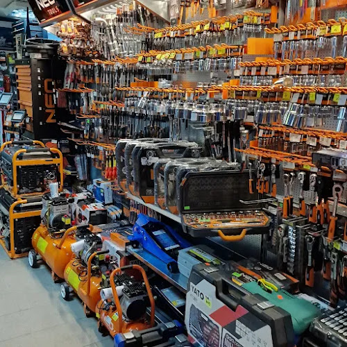 F.H.U METPOL - Odzież robocza - Artykuły BHP - Obuwie robocze - Środki czystości Śruby - Przemyśl