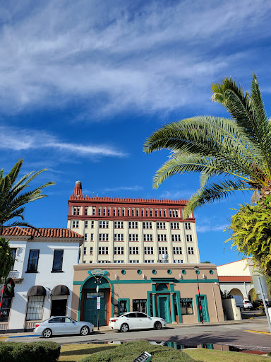 Cocktail Bar «Tradewinds Lounge», reviews and photos, 124 Charlotte St, St Augustine, FL 32084, USA