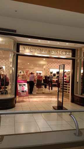 Shopping Mall «Cary Towne Center», reviews and photos, 1105 Walnut St, Cary, NC 27511, USA