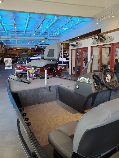 Sporting Goods Store «Bass Pro Shops», reviews and photos, 709 Janes Ave, Bolingbrook, IL 60440, USA