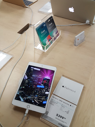 Electronics Store «Best Buy», reviews and photos, 1420 Nixon Dr, Mt Laurel, NJ 08054, USA