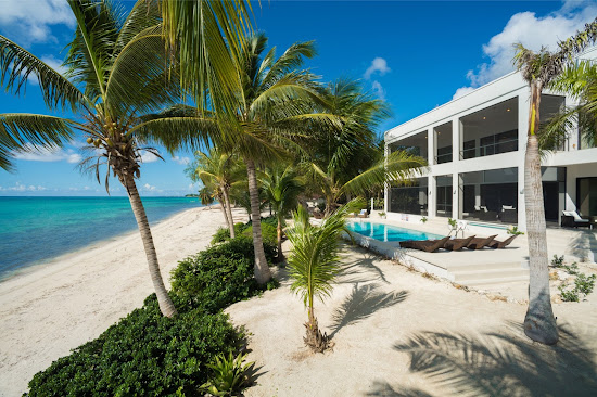 Cayman Villas beach