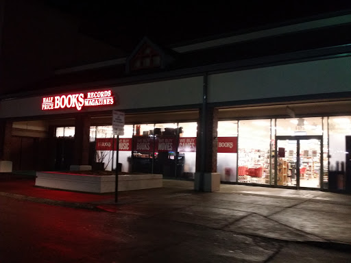 Book Store «Half Price Books», reviews and photos, 5605 Touhy Ave, Niles, IL 60714, USA