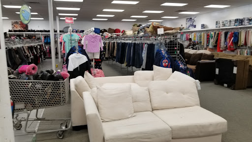 Thrift Store «The Salvation Army Family Store & Donation Center», reviews and photos, 9728 Lyndale Ave S, Bloomington, MN 55420, USA
