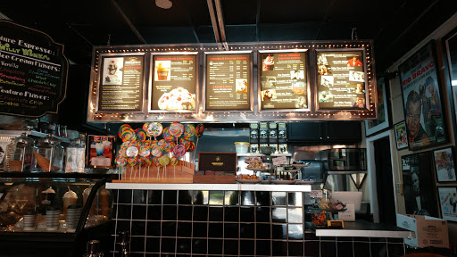 Wedding Venue «Capitol Theatre», reviews and photos, 127 W Broadway Ave, Maryville, TN 37801, USA