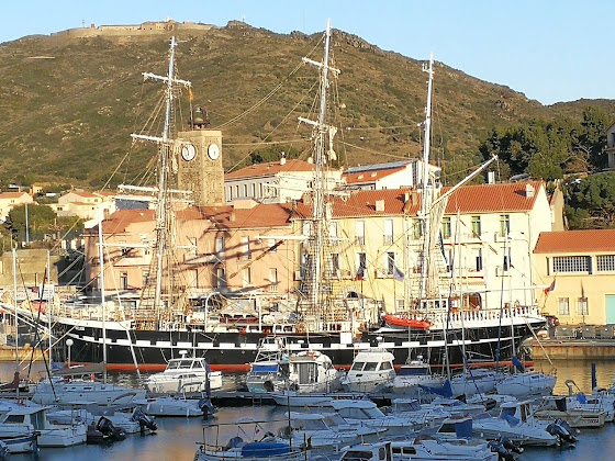 Photo hôtels Hotel Sur Le Quai 66660 Port-Vendres