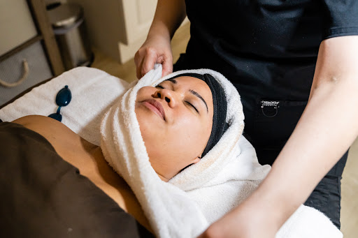 Massage Therapist «Serene Life Spa», reviews and photos, 6730 E McDowell Rd #133, Scottsdale, AZ 85257, USA