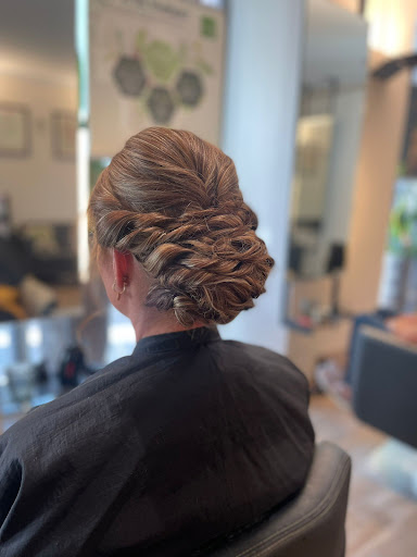 Haare Angerer - Friseur Schwaz In Schwaz