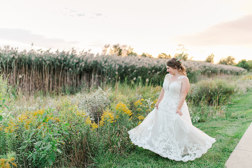 Bridal Shop «Here Comes the Bride», reviews and photos, 190 N Swift Rd, Addison, IL 60101, USA