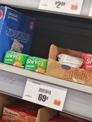 Grocery Store «Price Rite of Stoughton», reviews and photos, 666 Washington St, Stoughton, MA 02072, USA