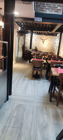 Atmosphère du Restaurant turc Versaray restaurant (ex Turquoise) à Versailles - n°13