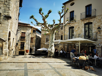 Gastrobar Miqwahs | Besalú - Carrer Major, 2, 17850 Besalú, Girona, Spain