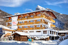 Chalet-Hôtel Neige et Roc, The Originals Relais (Hotels-Chalets de Tradition) Samoëns