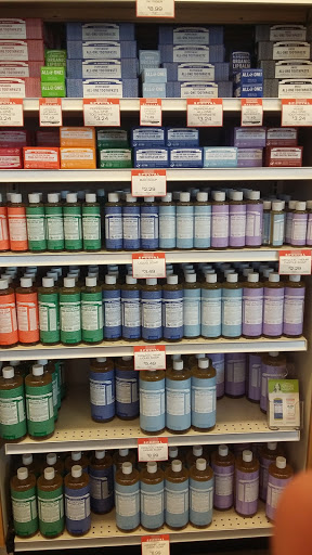 Grocery Store «New Seasons Market Hawthorne», reviews and photos, 4034 SE Hawthorne Blvd, Portland, OR 97214, USA