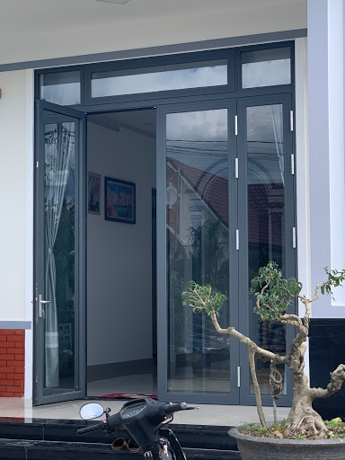 NHôm kính Công Tâm