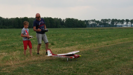 Modelvliegclub Maasdriel Zeedijk, 5321 JX Hedel, Nederland