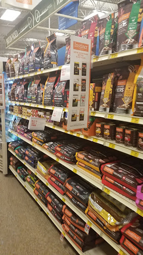Pet Supply Store «PetSmart», reviews and photos, 3750 W Market St, Fairlawn, OH 44333, USA