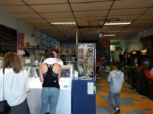 Ice Cream Shop «Full Tilt Columbia City», reviews and photos, 5041 Rainier Ave S, Seattle, WA 98118, USA
