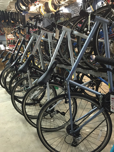 Bicycle Store «Motion Bike Shop», reviews and photos, 914 Aviation Blvd, Hermosa Beach, CA 90254, USA