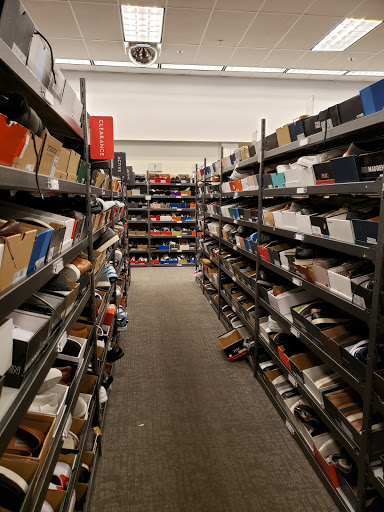 Department Store «Nordstrom Rack», reviews and photos, 17200 Southcenter Pkwy, Tukwila, WA 98188, USA