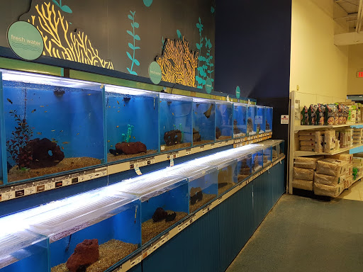 Pet Supply Store «Petco Animal Supplies», reviews and photos, 7590 150th St W, Apple Valley, MN 55124, USA