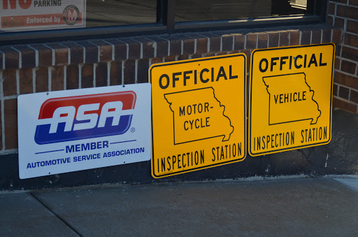 Auto Repair Shop «KC Complete Auto Service--Main Street», reviews and photos, 3619 Main St, Kansas City, MO 64111, USA