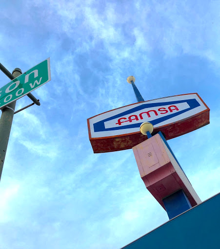 Furniture Store «FAMSA Furniture», reviews and photos, 425 W Jefferson Blvd, Dallas, TX 75208, USA