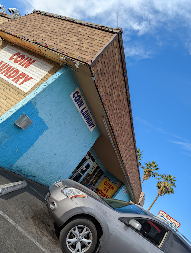 Laundromat «Laundry Basket 24-Hour Laundromat», reviews and photos, 5108 N 19th Ave, Phoenix, AZ 85015, USA