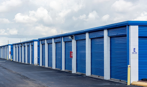 Self-Storage Facility «Sentry Self Storage - Tampa», reviews and photos, 4901 E Adamo Dr, Tampa, FL 33605, USA