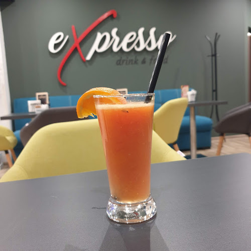 Отзиви за eXpresso drink and foods в Търговище - Бар