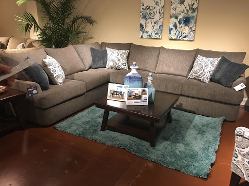Furniture Store «Roberts Furniture & Mattress», reviews and photos, 3032 Richmond Rd, Williamsburg, VA 23185, USA
