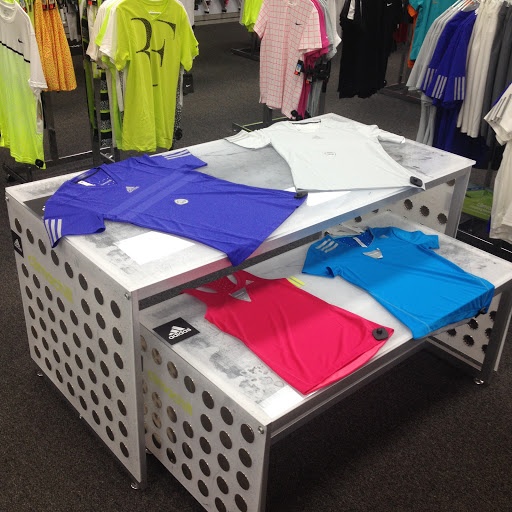 Tennis Store «Tennis Plaza», reviews and photos, 15400 Biscayne Blvd #110, Aventura, FL 33160, USA