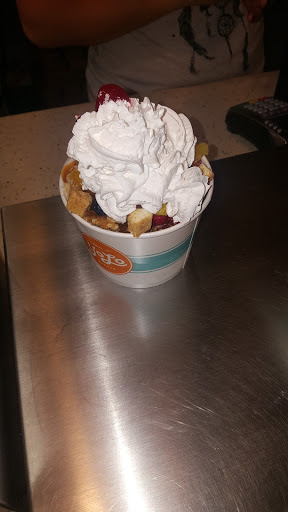 Frozen Yogurt Shop «Yolo», reviews and photos, 6 Cooper St, Memphis, TN 38104, USA