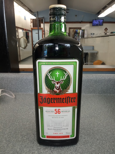 Beer Store «Lakeside Party Store», reviews and photos, 5509 Ann Arbor Rd, Jackson, MI 49201, USA