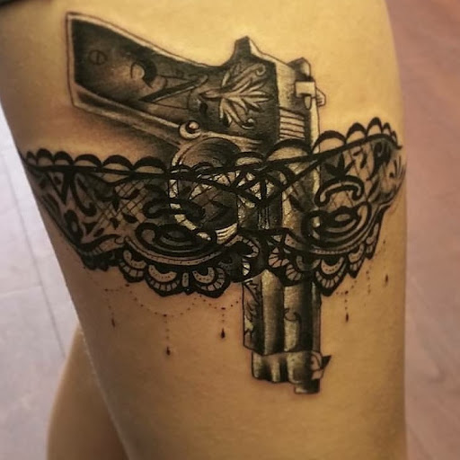 Tattoo Shop «Eazy Street Tattoos», reviews and photos, 13433 SW 56th St, Miami, FL 33175, USA