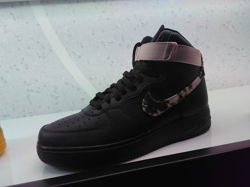 Shoe Store «Finish Line», reviews and photos, 1105 Southlake Cir, Morrow, GA 30260, USA