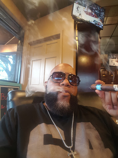 Tobacco Shop «Sikar cigar Lounge & Bar», reviews and photos, 1624 Delaware Ave, Wilmington, DE 19806, USA