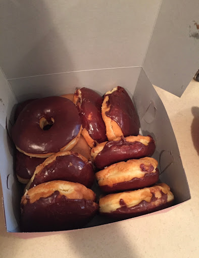 Donut Shop «Sierra Doughnut», reviews and photos, 3837 E Sierra Madre Blvd, Pasadena, CA 91107, USA