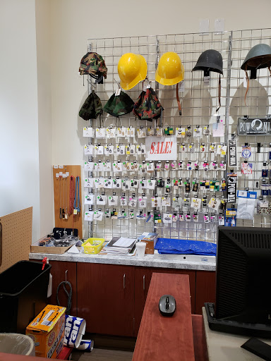 Clothing Store «I Goldberg Army & Navy», reviews and photos, 1300 Chestnut St, Philadelphia, PA 19107, USA