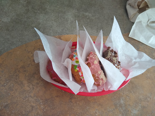 Donut Shop «The Donut Whole», reviews and photos, 1720 E Douglas Ave, Wichita, KS 67214, USA