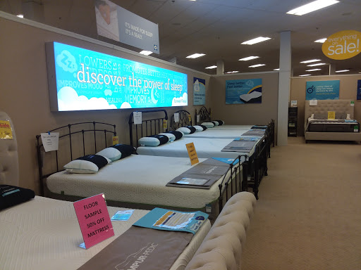 Furniture Store «Raymour & Flanigan Furniture and Mattress Store», reviews and photos, 3367 Brunswick Pike, Lawrenceville, NJ 08648, USA