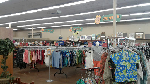 Thrift Store «Thrift Town», reviews and photos, 6328 Fair Oaks Blvd, Carmichael, CA 95608, USA