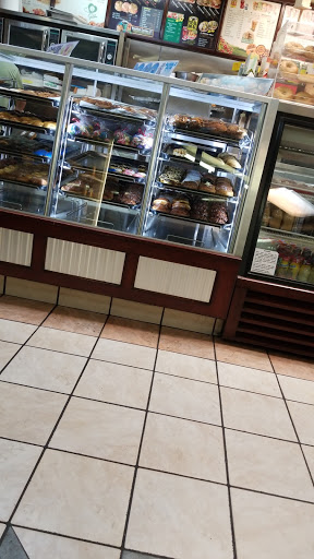 Donut Shop «Yum Yum Donuts», reviews and photos, 4351 Maine Ave, Baldwin Park, CA 91706, USA