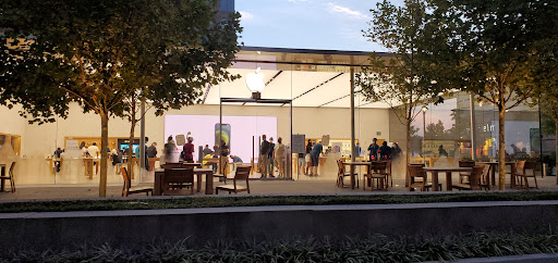 Computer Store «Apple Avalon», reviews and photos, 8130 Avalon Blvd, Alpharetta, GA 30009, USA